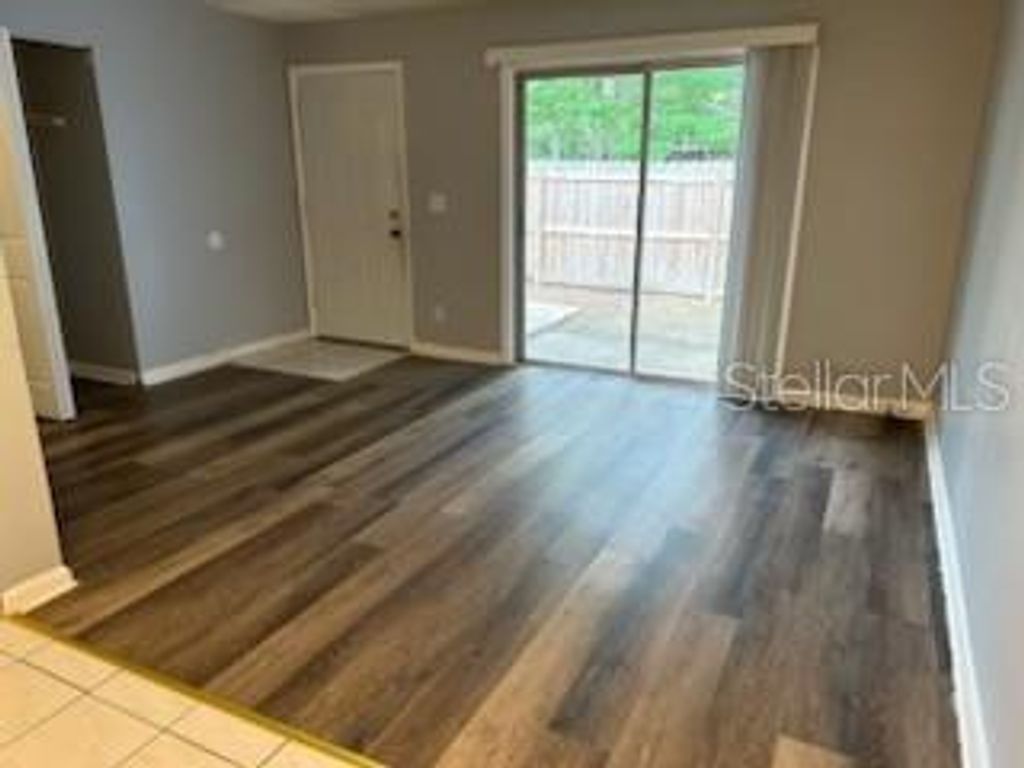 Image 9 of property listing at 2000 SE 40TH STREET ROAD, Ocala, FL 34480