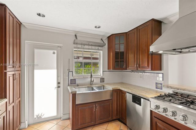 1428 Medina Ave, Coral Gables, FL 33134