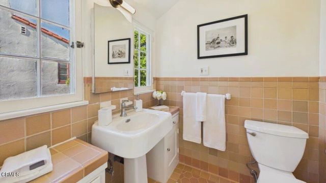 1828 Warwick Road, San Marino, CA 91108