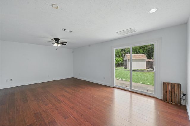 4409 Fairfax Street, Fort Worth, TX 76116