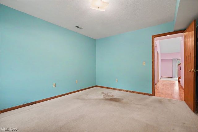 1416 Loop Road, Kent, OH 44240