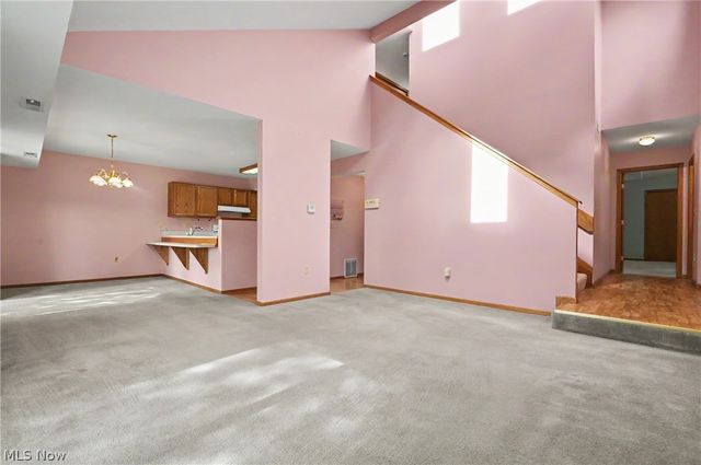 1416 Loop Road, Kent, OH 44240