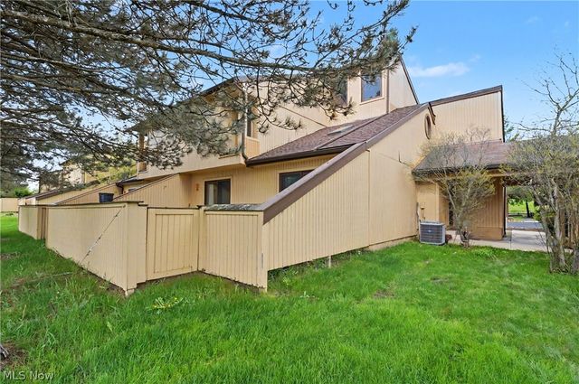 1416 Loop Road, Kent, OH 44240