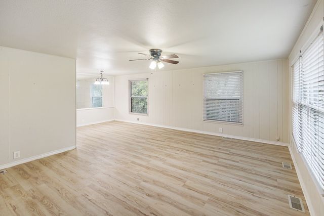 110 W Shadowwood Street, Gun Barrel City, TX 75156