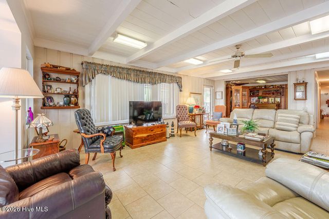 26 Chadwick Place Drive, Elizabethtown, NC 28337