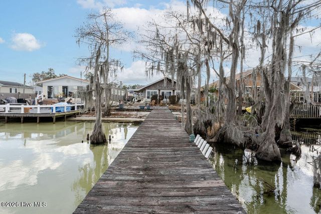 26 Chadwick Place Drive, Elizabethtown, NC 28337