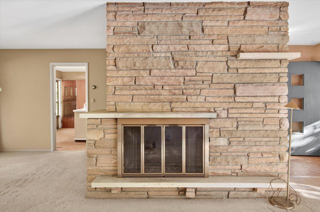 569 Charles Avenue, Alma, MI 48801