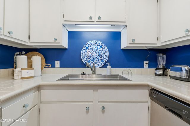 1004 Carolina Beach Avenue S C5, Carolina Beach, NC 28428