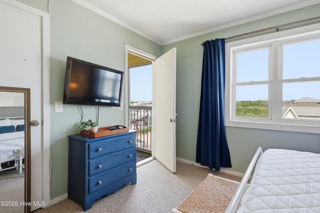 1004 Carolina Beach Avenue S C5, Carolina Beach, NC 28428
