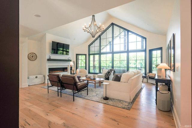 1436 Fayetteville Owen Road, Bedford, IN 47421