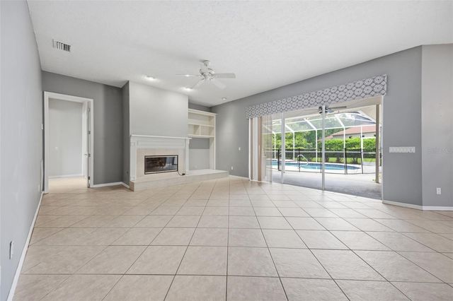 18629 AVENUE CAPRI, Lutz, FL 33558