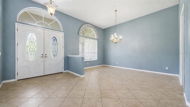 18629 AVENUE CAPRI, Lutz, FL 33558