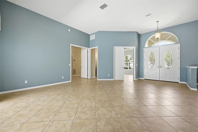 18629 AVENUE CAPRI, Lutz, FL 33558