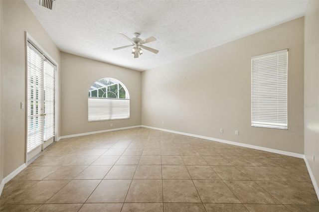 18629 AVENUE CAPRI, Lutz, FL 33558