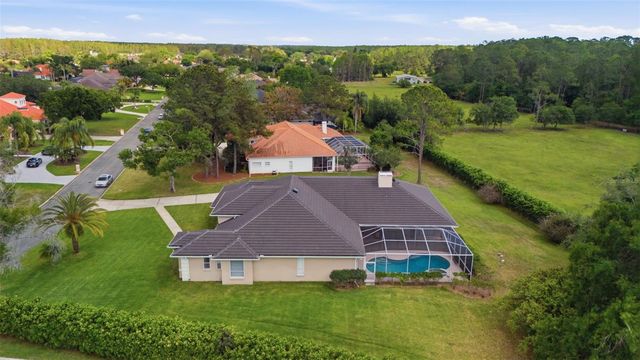 18629 AVENUE CAPRI, Lutz, FL 33558