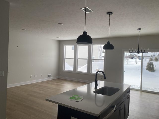 2877 E Highgate Street 79, Kentwood, MI 49512