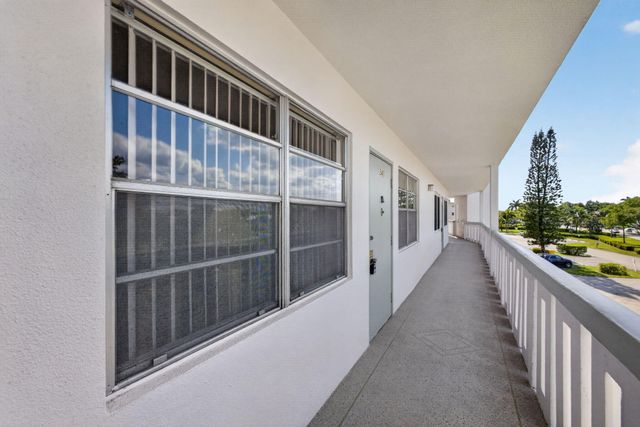 348 Wellington H, West Palm Beach, FL 33417
