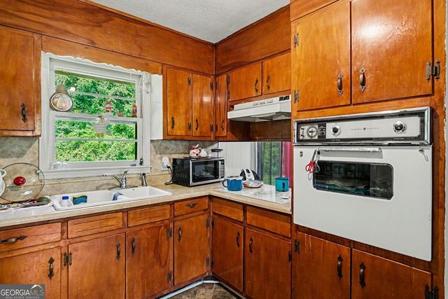 5900 Pendley Court, Mableton, GA 30126