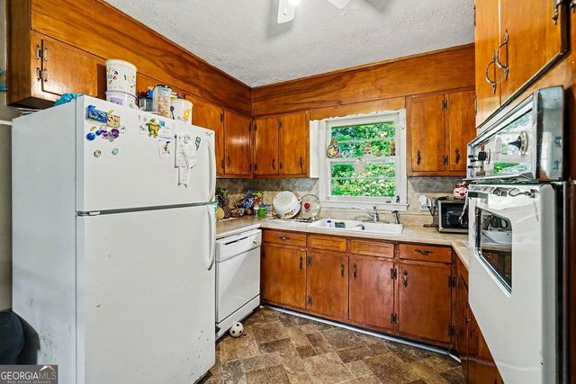 5900 Pendley Court, Mableton, GA 30126