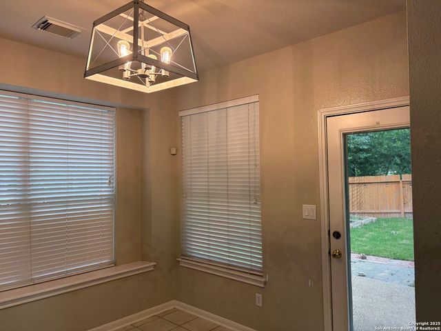 2614 Leakey, San Antonio, TX 78251