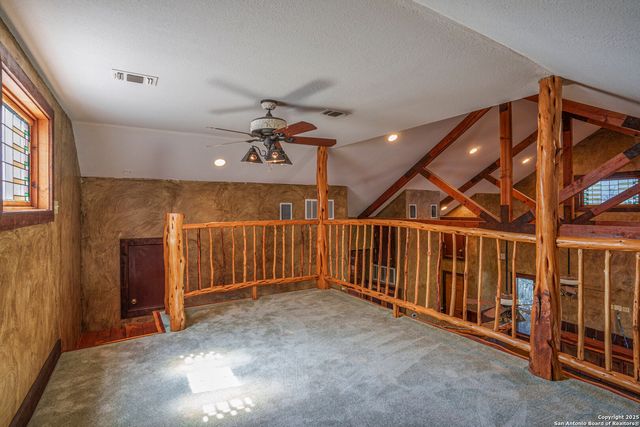 2205 Field Rd., Seguin, TX 78155