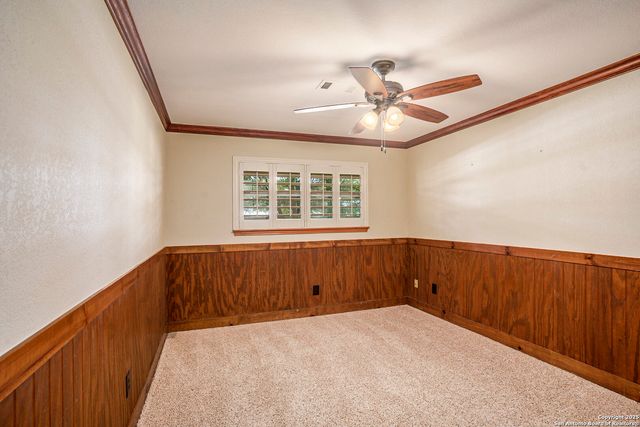 2205 Field Rd., Seguin, TX 78155