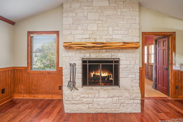 2205 Field Rd., Seguin, TX 78155
