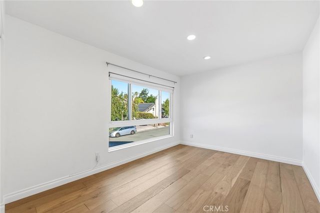 23721 Sarda Road, Valencia, CA 91355