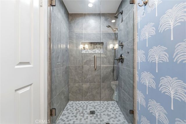 23721 Sarda Road, Valencia, CA 91355