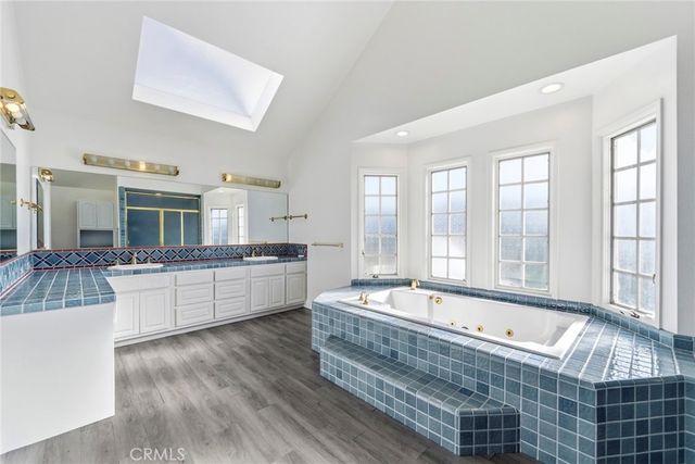 23721 Sarda Road, Valencia, CA 91355