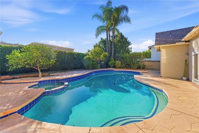 23721 Sarda Road, Valencia, CA 91355