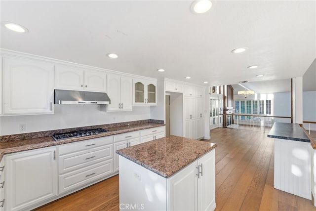 23721 Sarda Road, Valencia, CA 91355
