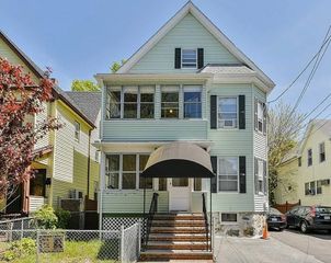 23 Fairmont 2b, Malden, MA 02148