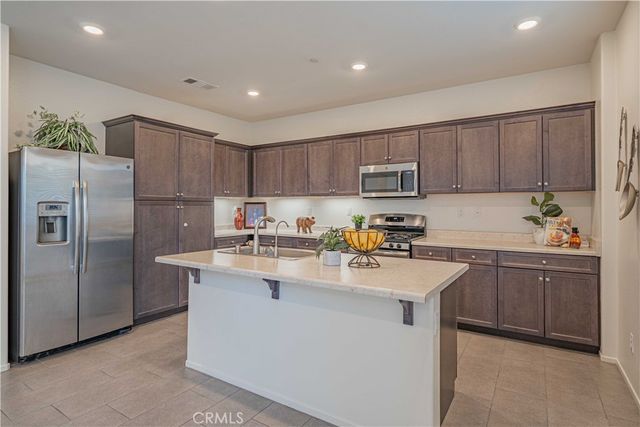 30458 VILLAGE KNOLL Drive, Menifee, CA 92584