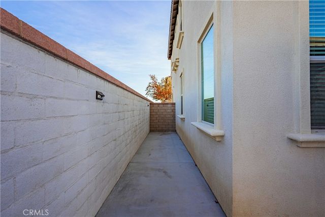 30458 VILLAGE KNOLL Drive, Menifee, CA 92584