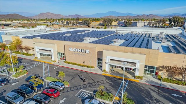 30458 VILLAGE KNOLL Drive, Menifee, CA 92584