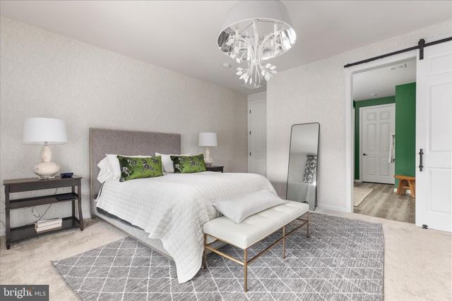 174 WILLIAMSON RD, Winchester, VA 22602