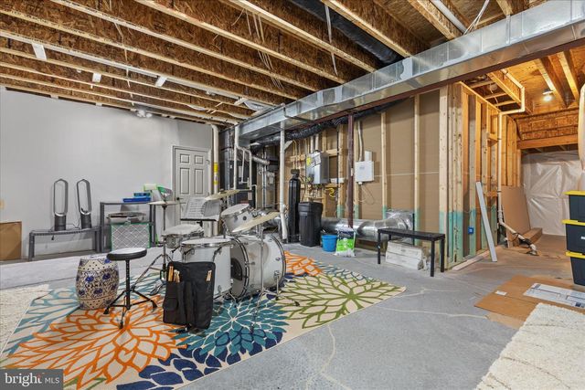 174 WILLIAMSON RD, Winchester, VA 22602