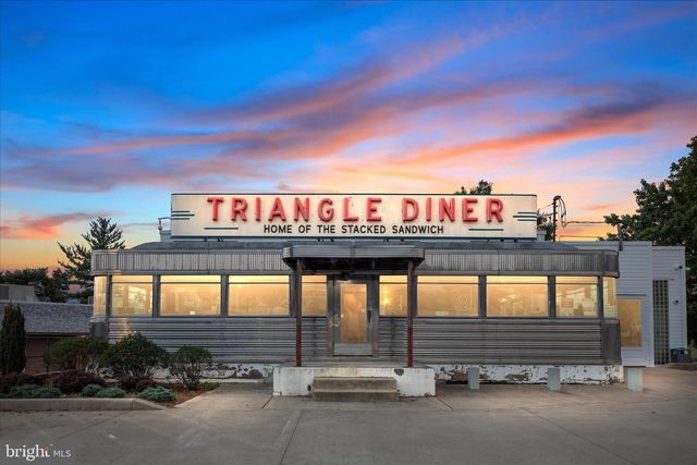 174 WILLIAMSON RD, Winchester, VA 22602