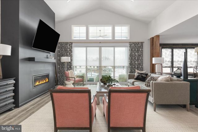 174 WILLIAMSON RD, Winchester, VA 22602