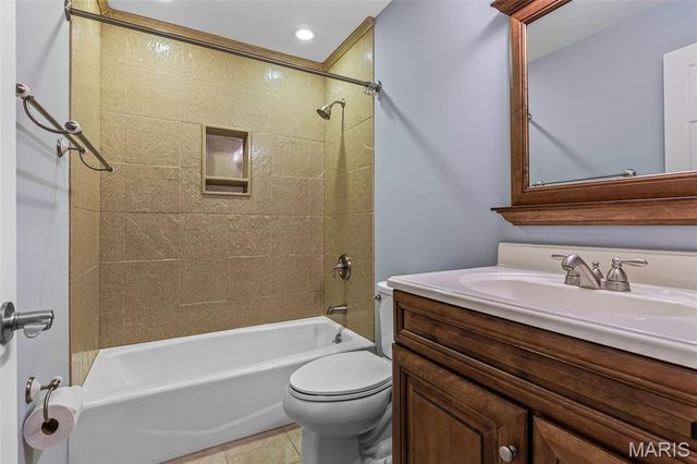 1954 Parkton Way, Barnhart, MO 63012