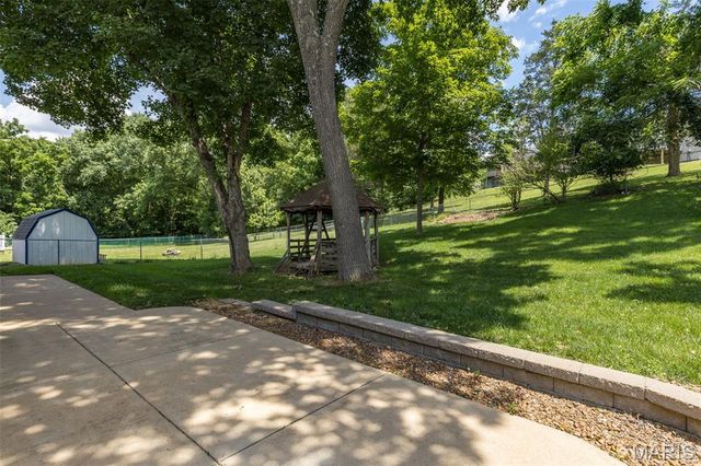 1954 Parkton Way, Barnhart, MO 63012