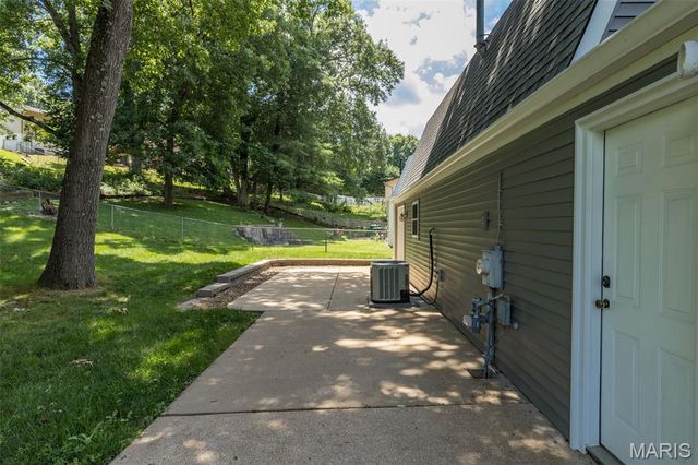 1954 Parkton Way, Barnhart, MO 63012