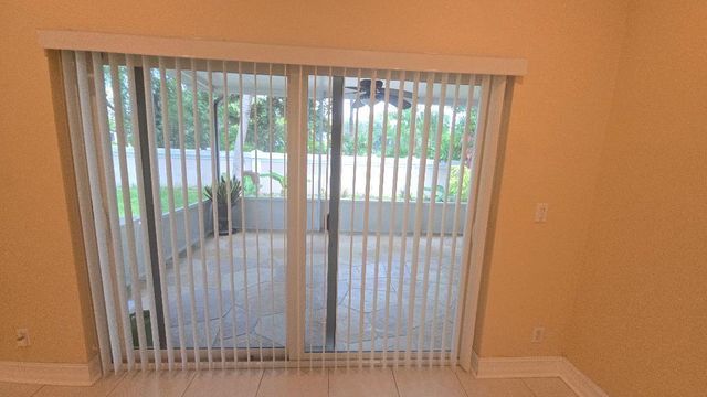 10351 NW 7TH Street, Coral Springs, FL 33071