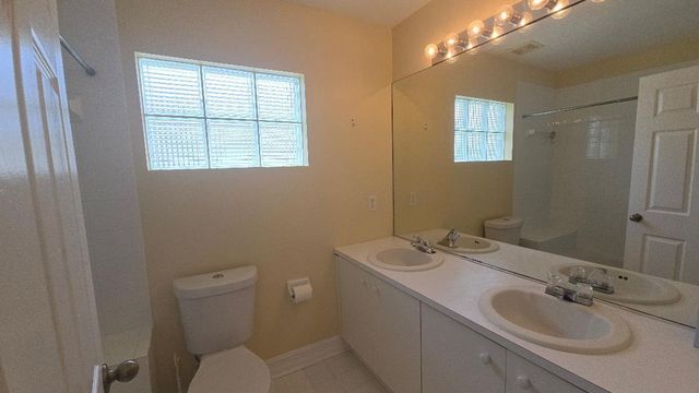 10351 NW 7TH Street, Coral Springs, FL 33071