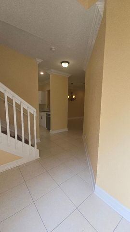 10351 NW 7TH Street, Coral Springs, FL 33071