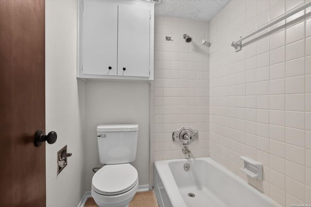 11303 Vance Jackson Rd Apt B3, San Antonio, TX 78230