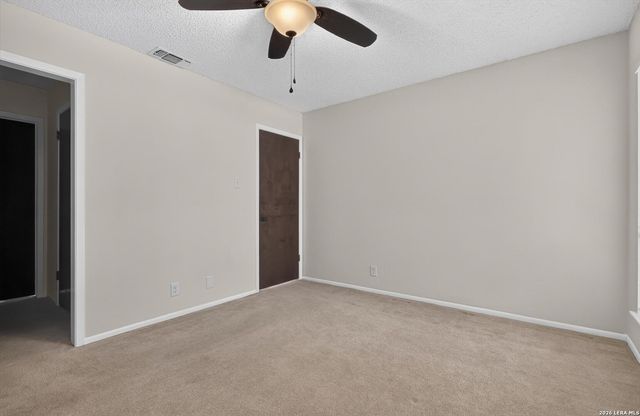 11303 Vance Jackson Rd Apt B3, San Antonio, TX 78230
