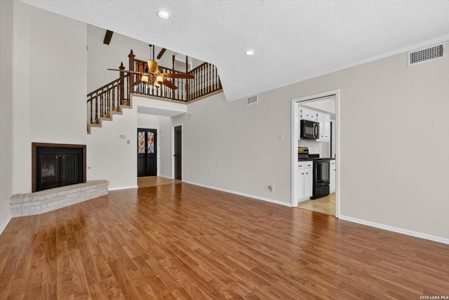11303 Vance Jackson Rd Apt B3, San Antonio, TX 78230