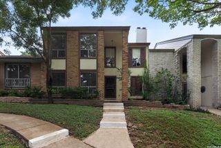 11303 Vance Jackson Rd Apt B3, San Antonio, TX 78230